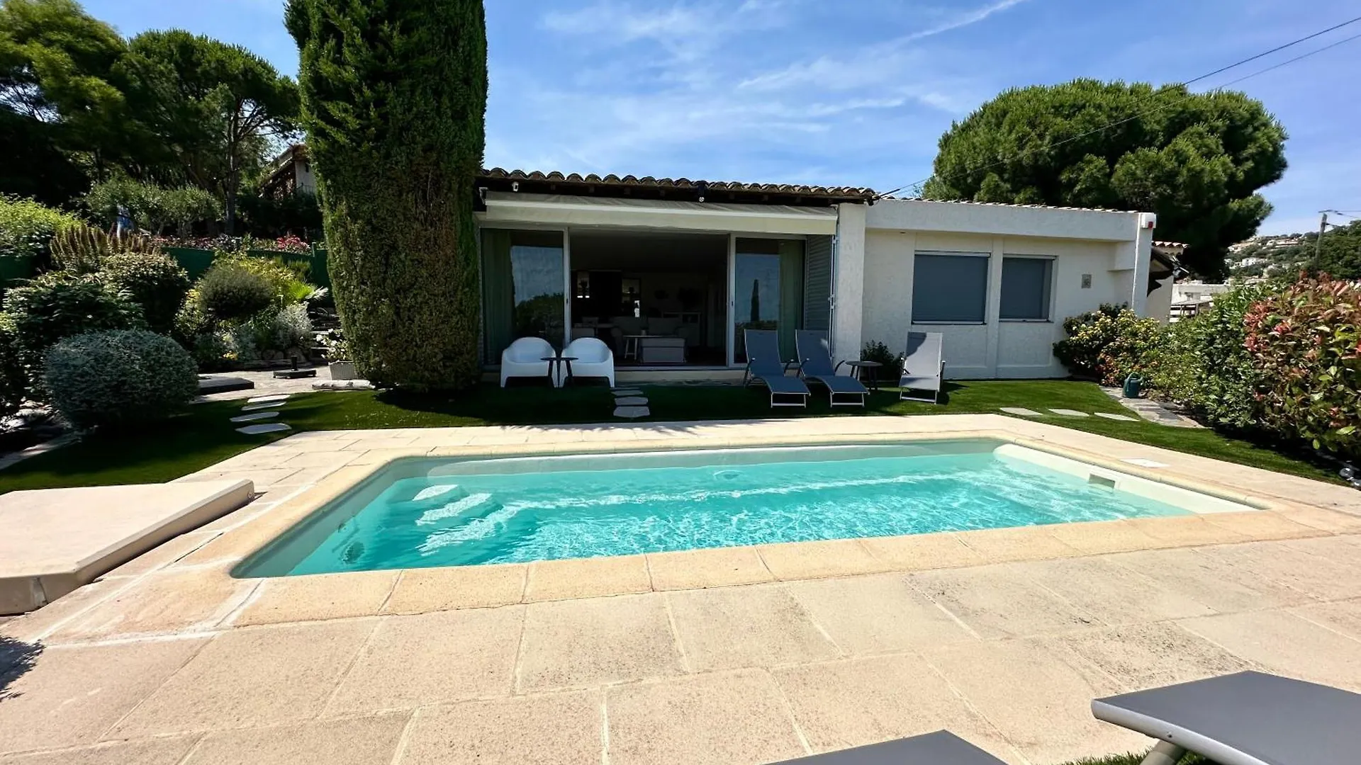 Villa Mahjong Piscine Vue Mer Clim 6 Adultes Et 2 Enfants Cavalaire-sur-Mer 0*,  Francie